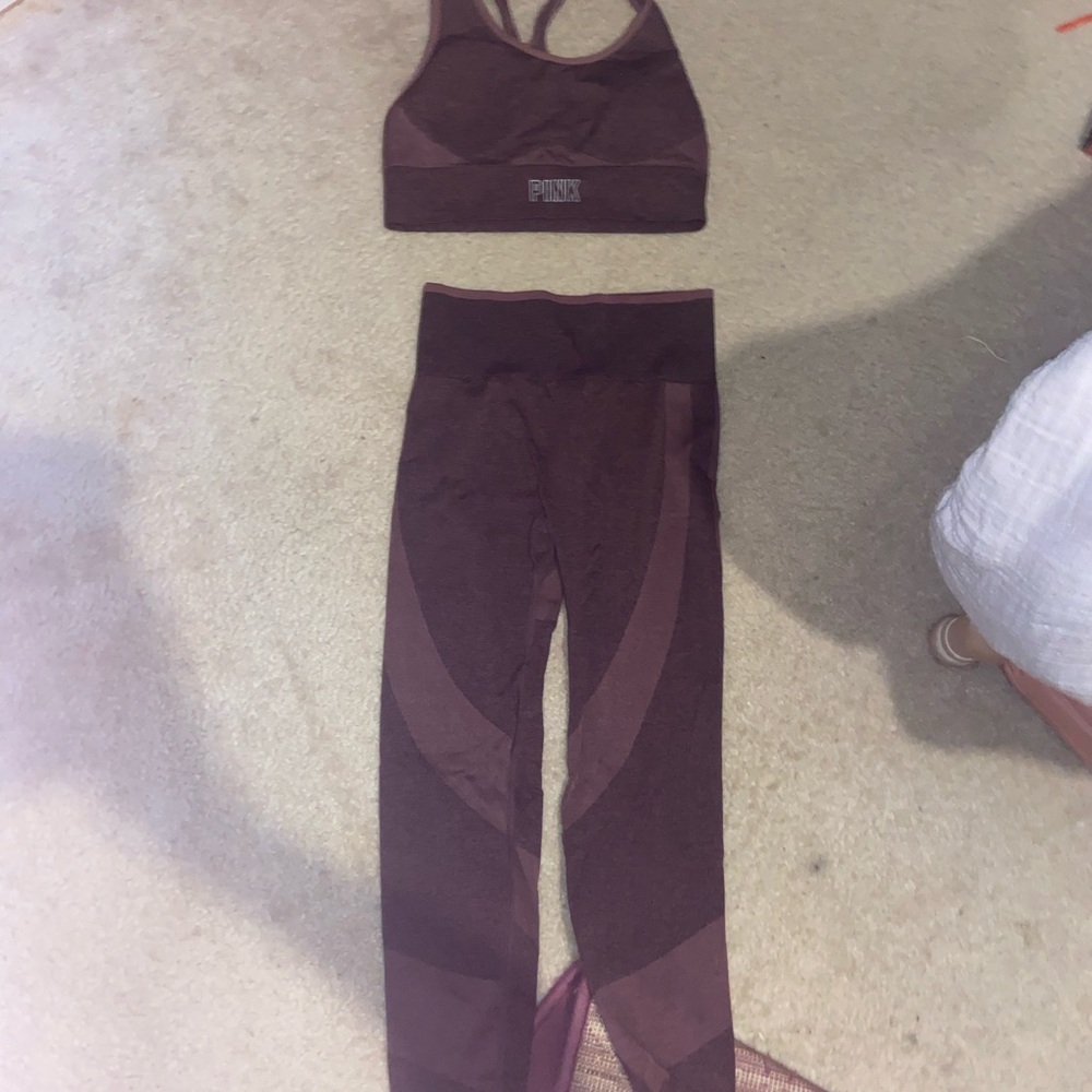 Pink Sport Workout Set - Picture 2 of 6